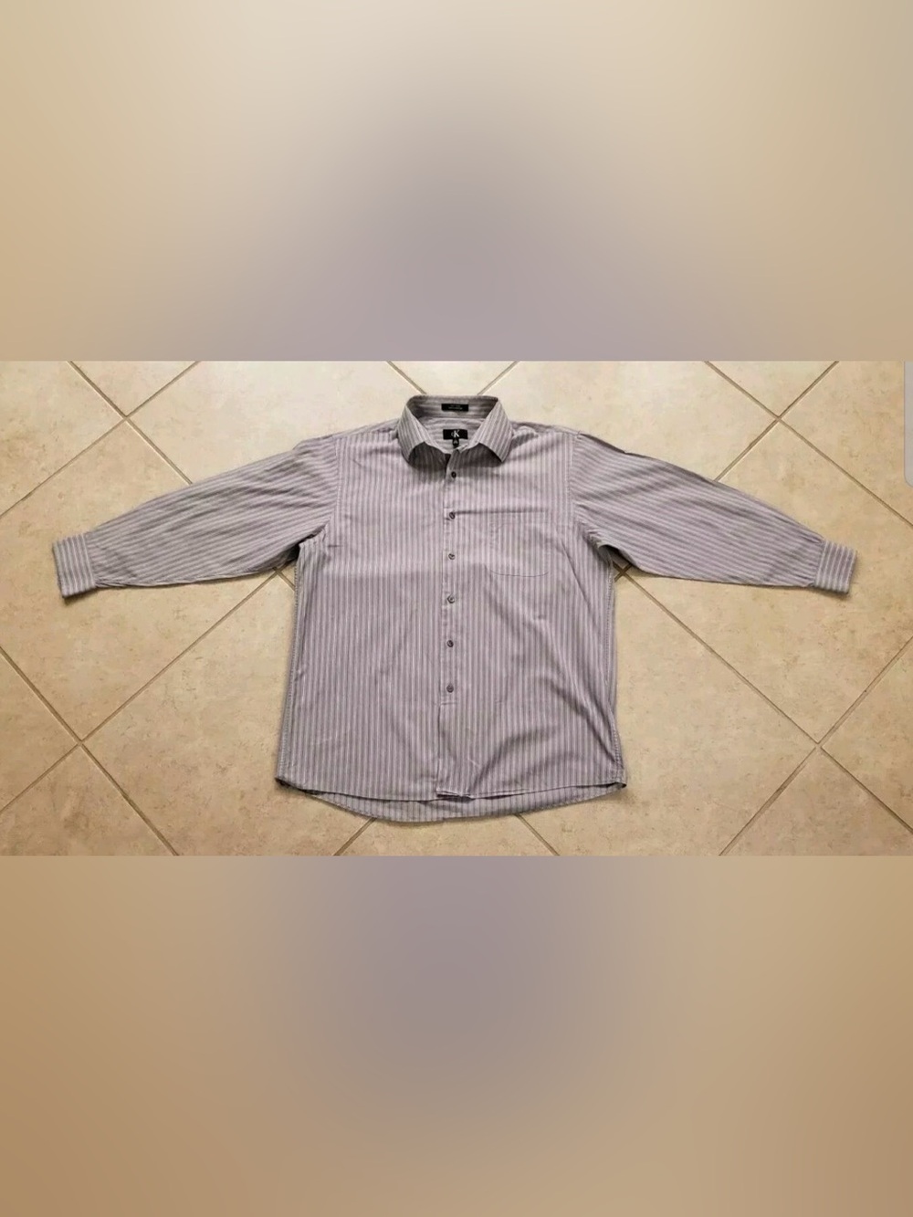Men's Calvin Klein Button Front Shirt Size L Gray